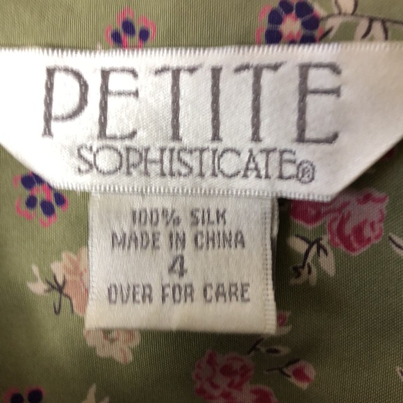 🔥HP🔥. Vintage Petite SILK sophisticate button up.    4 - Picture 5 of 7